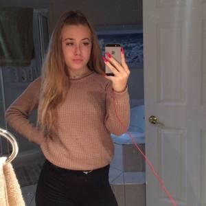 Meet your Posher, Élodie